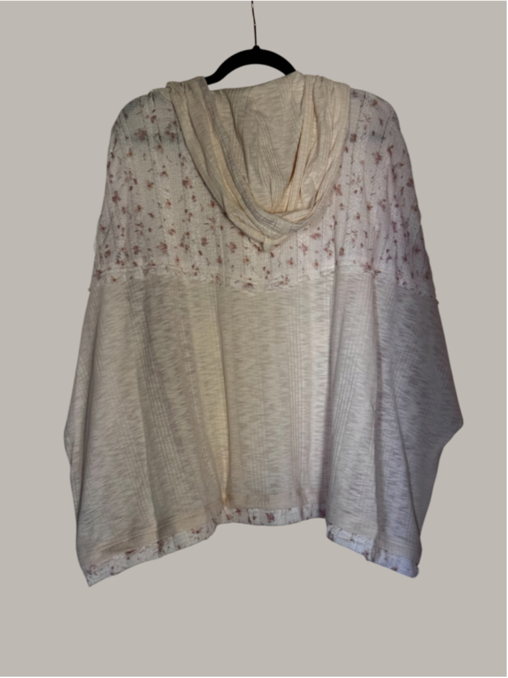 Women's POL Beachy Summer Off-White & Red Floral Star Hoodie M - Picture 3 of 6